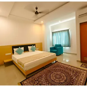 Hotel Heritage And Restaurant
